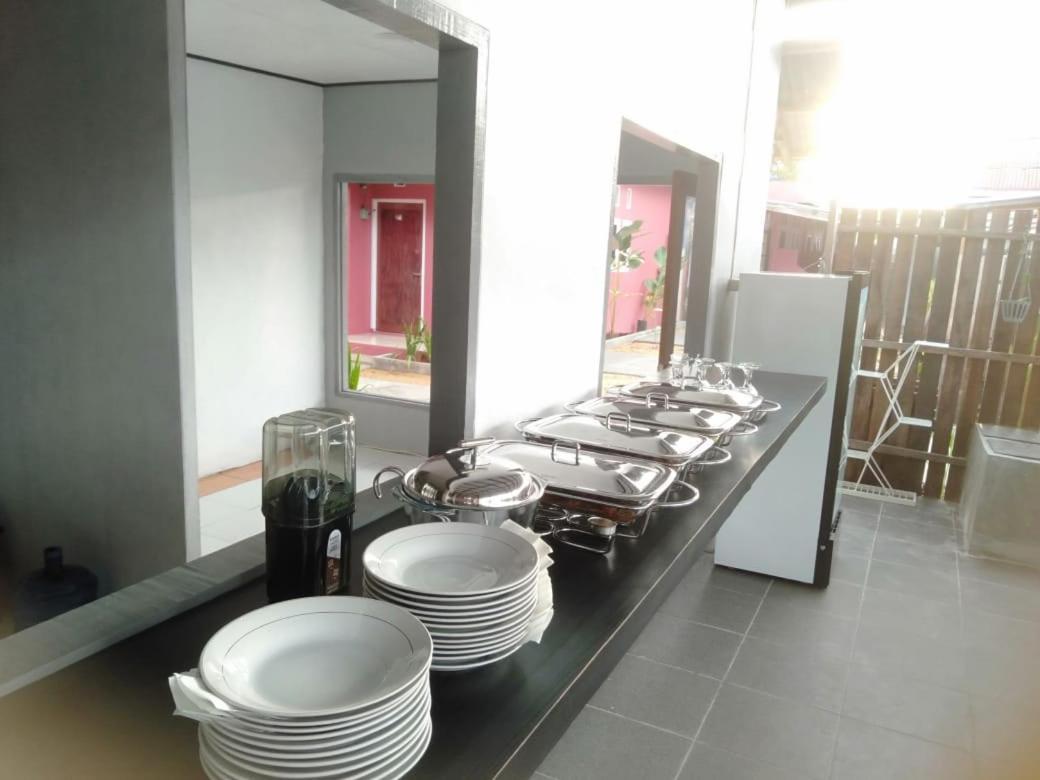 Baronda Guest House Sorong Dış mekan fotoğraf